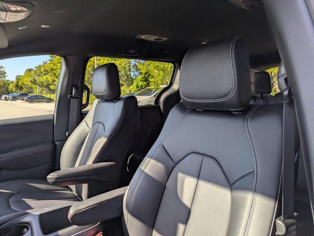 new 2026 Chrysler Pacifica car, priced at $47,930