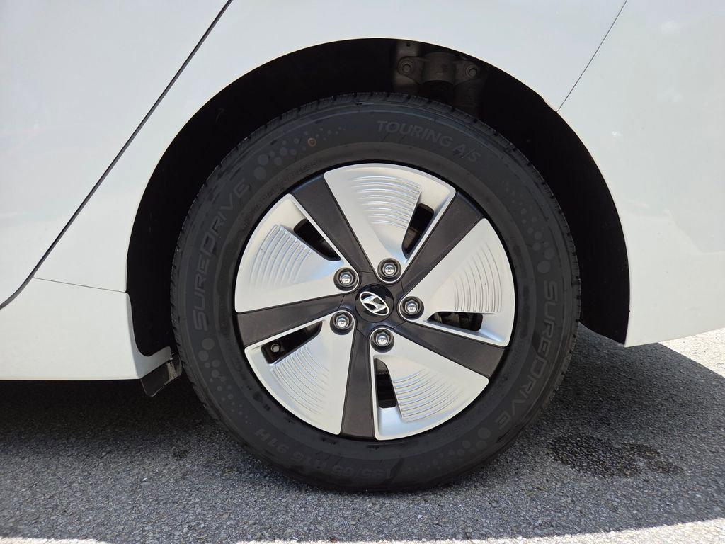 used 2021 Hyundai Ioniq Hybrid car, priced at $15,937