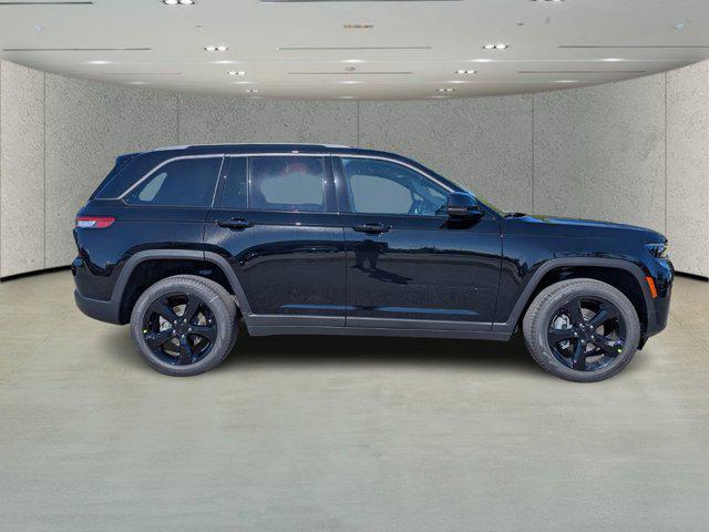 new 2026 Jeep Grand Cherokee car, priced at $39,793