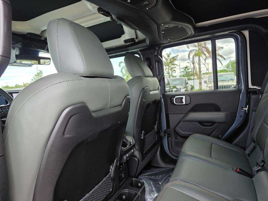 new 2026 Jeep Gladiator car, priced at $57,139
