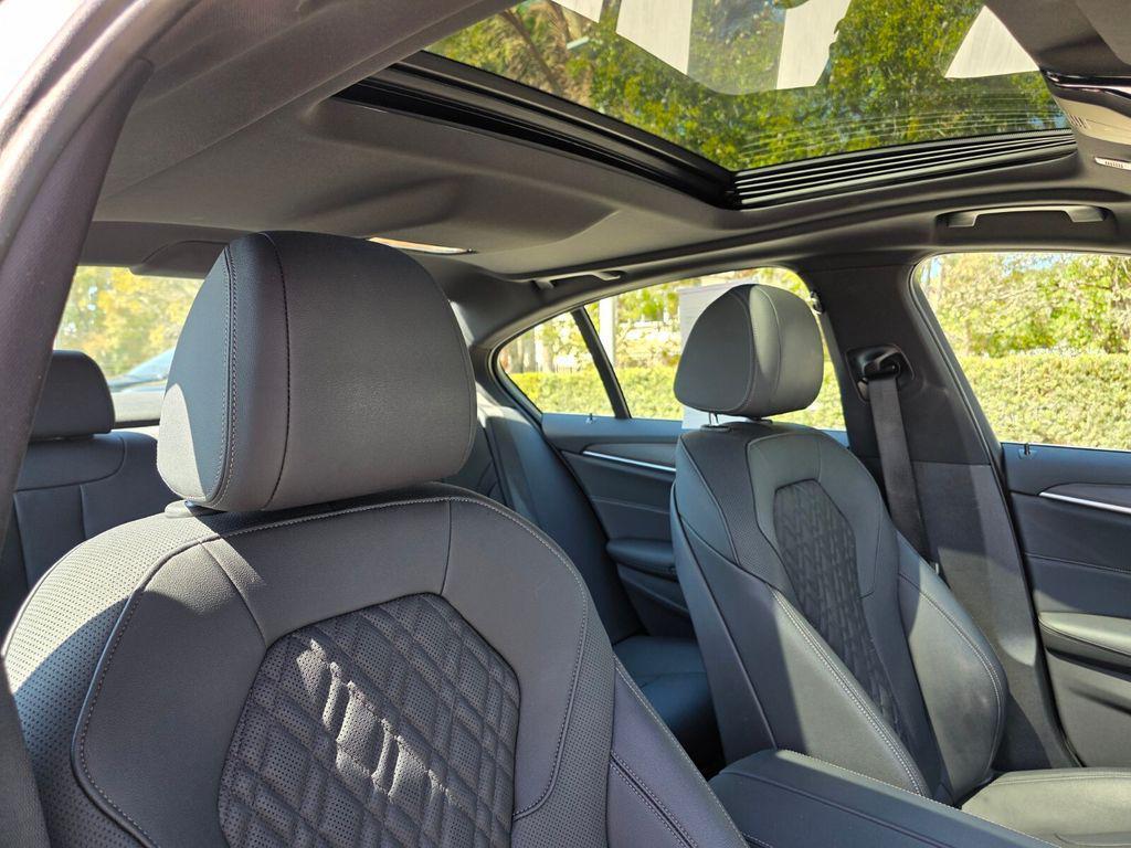 used 2023 BMW 540 car, priced at $44,995