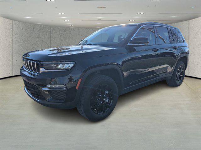 used 2023 Jeep Grand Cherokee car, priced at $24,403