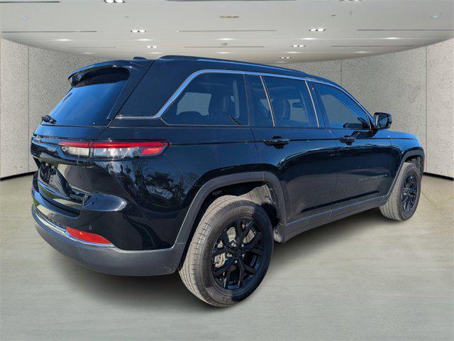 used 2023 Jeep Grand Cherokee car, priced at $24,403