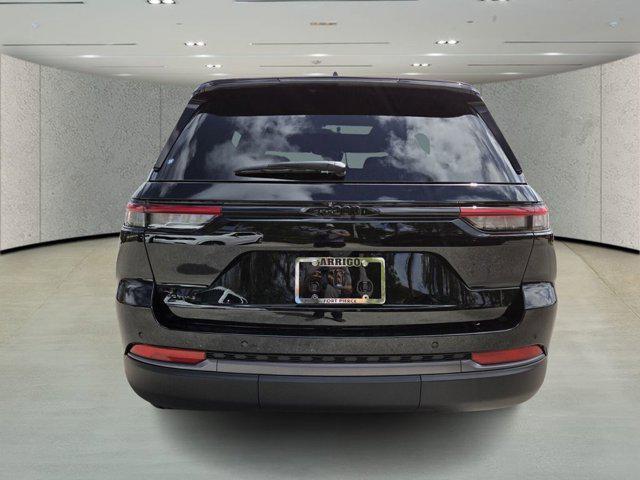 new 2026 Jeep Grand Cherokee car, priced at $42,696