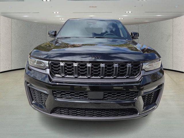 new 2026 Jeep Grand Cherokee car, priced at $42,696