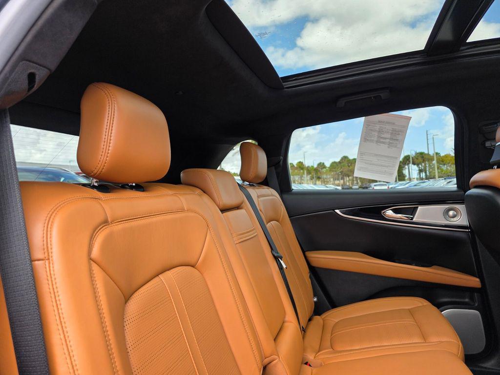 used 2023 Lincoln Nautilus car, priced at $38,993