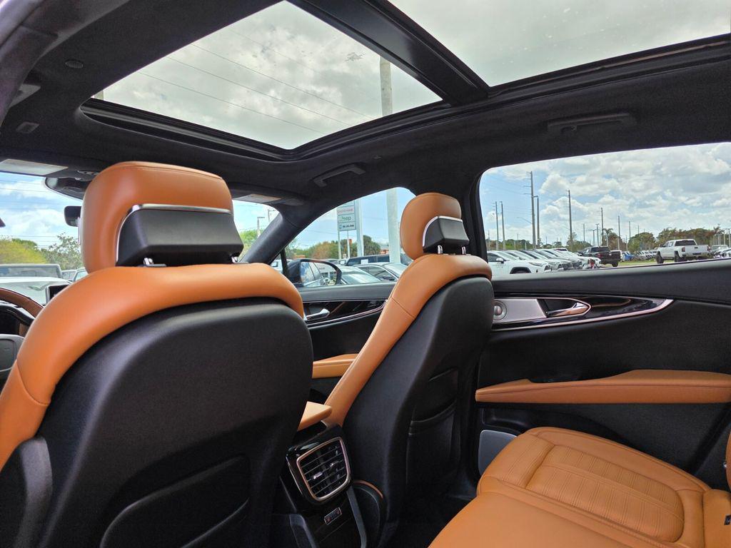 used 2023 Lincoln Nautilus car, priced at $38,993