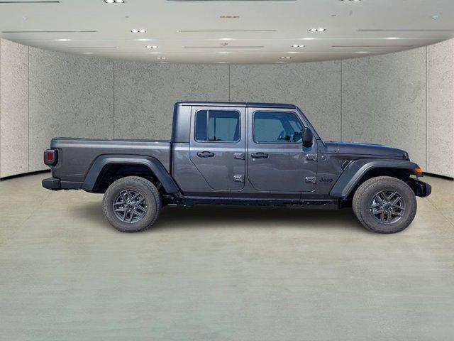 new 2026 Jeep Gladiator car, priced at $39,946