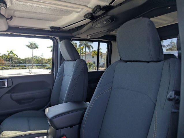 new 2026 Jeep Gladiator car, priced at $39,946