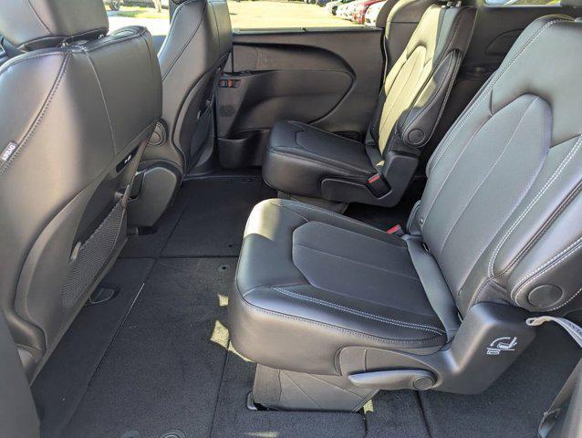 new 2026 Chrysler Pacifica car, priced at $39,637