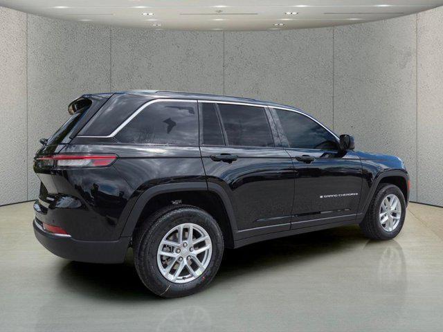 new 2026 Jeep Grand Cherokee car, priced at $35,904