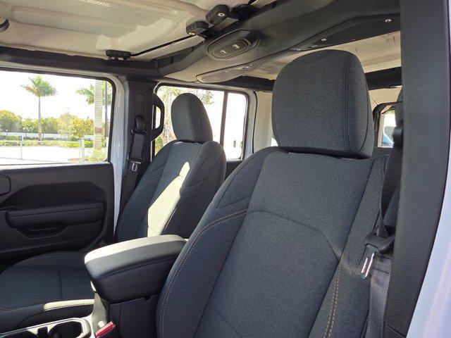new 2026 Jeep Wrangler car, priced at $40,267