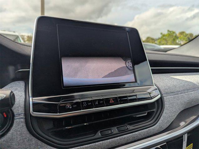 new 2026 Jeep Compass car, priced at $25,651