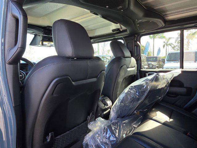 new 2026 Jeep Gladiator car, priced at $41,788