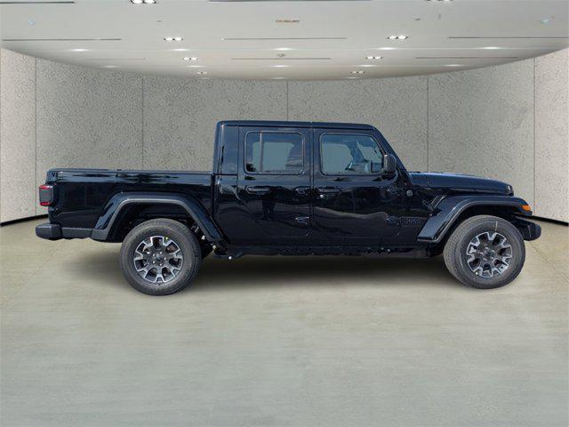 new 2026 Jeep Gladiator car, priced at $47,362