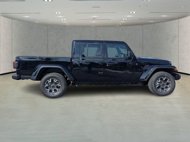 new 2026 Jeep Gladiator car, priced at $43,788