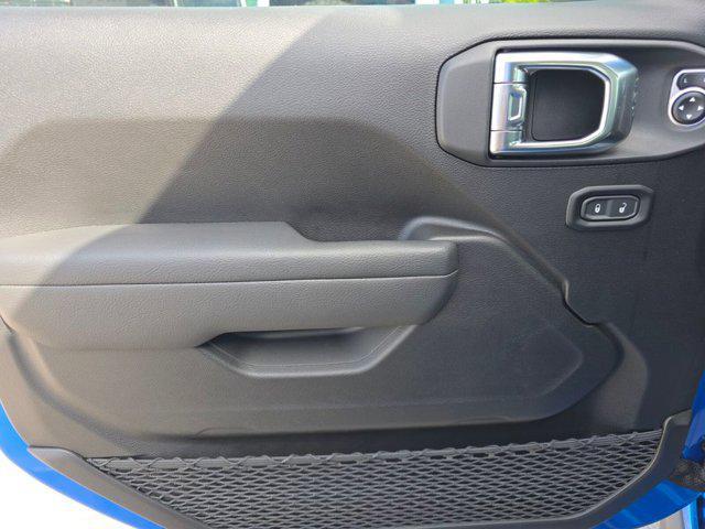 new 2026 Jeep Wrangler car, priced at $45,076