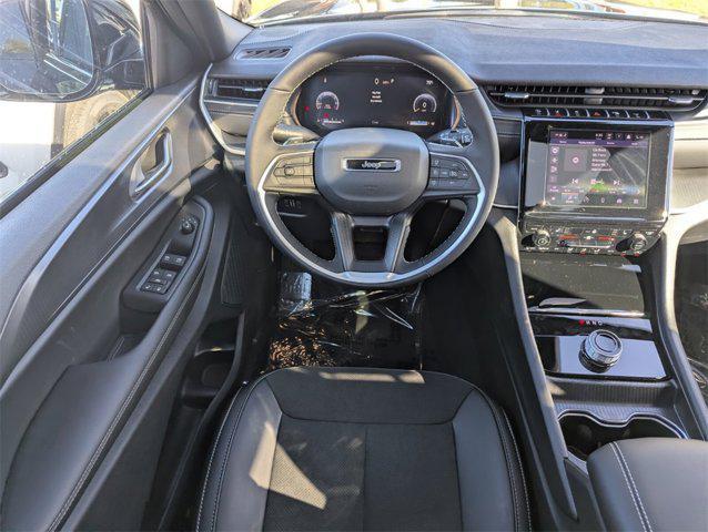 new 2025 Jeep Grand Cherokee car, priced at $37,149