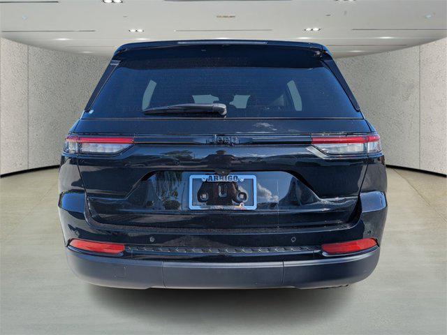 new 2025 Jeep Grand Cherokee car, priced at $37,149