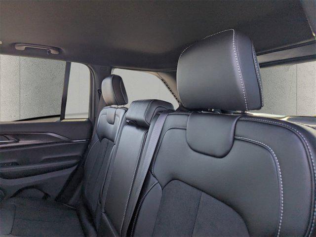 new 2025 Jeep Grand Cherokee car, priced at $37,149