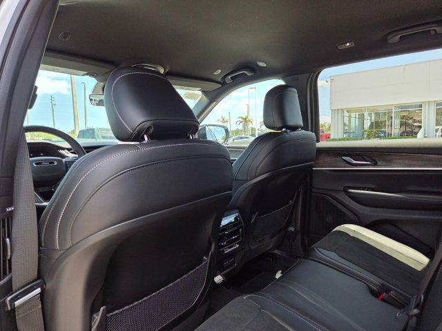 new 2026 Jeep Grand Cherokee L car, priced at $38,151