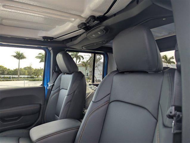 new 2026 Jeep Gladiator car, priced at $46,814