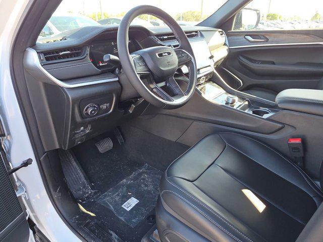 new 2026 Jeep Grand Cherokee car, priced at $37,082