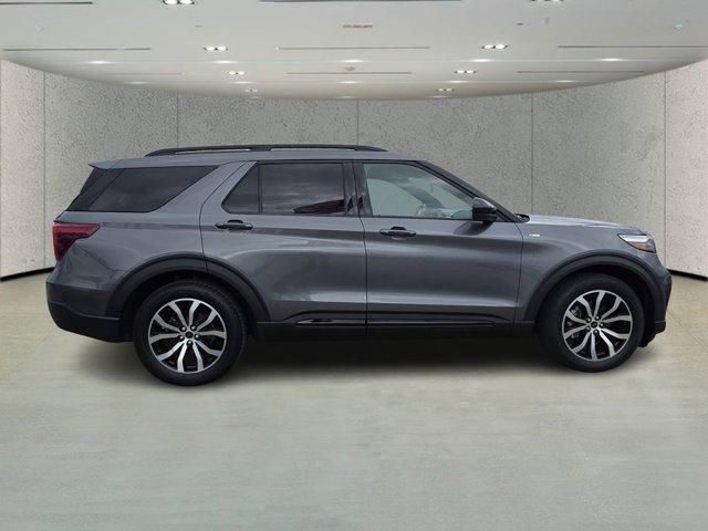 used 2022 Ford Explorer car, priced at $27,221