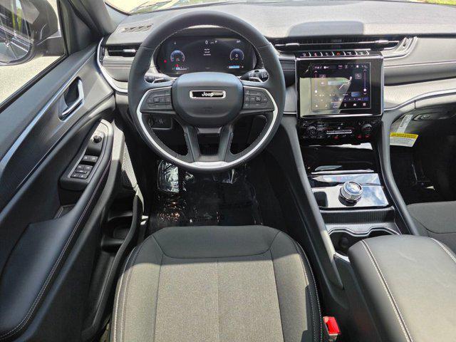 new 2026 Jeep Grand Cherokee car, priced at $38,021
