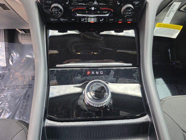 new 2026 Jeep Grand Cherokee car, priced at $38,021
