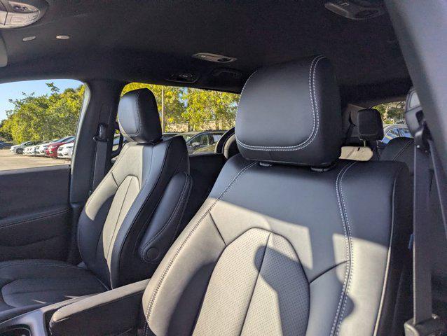 new 2026 Chrysler Pacifica car, priced at $39,192