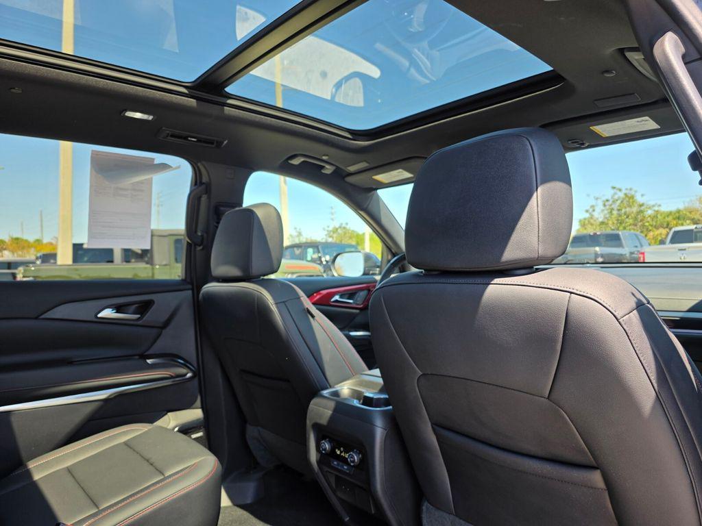 used 2024 Chevrolet Traverse car, priced at $40,993