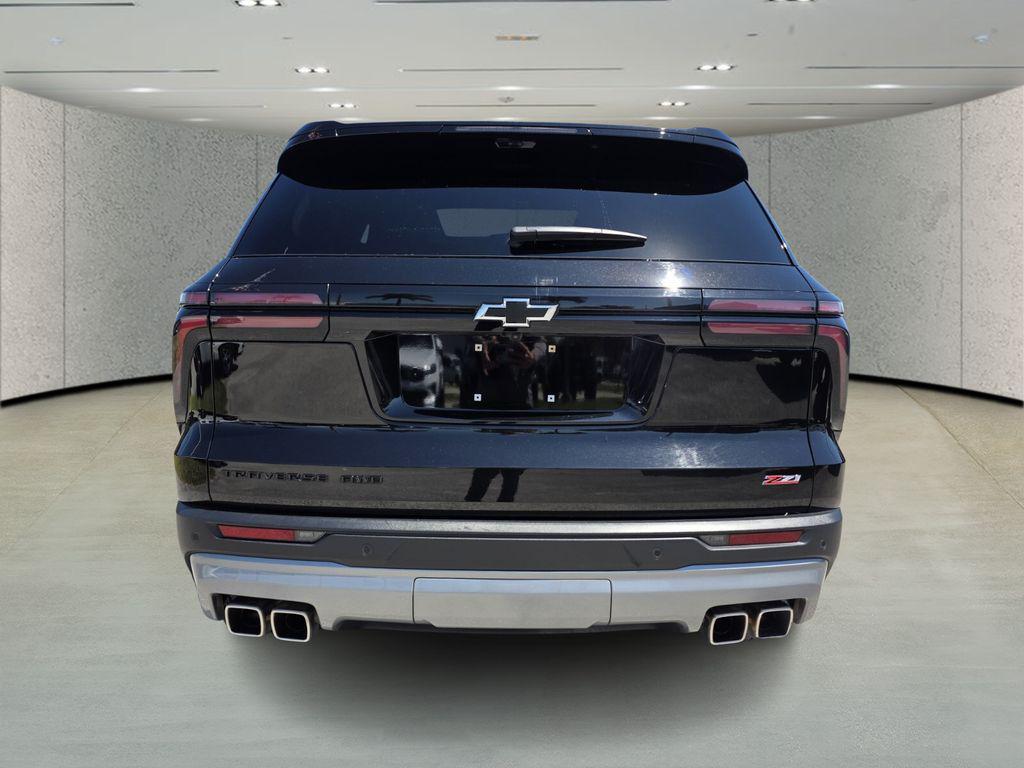 used 2024 Chevrolet Traverse car, priced at $40,993