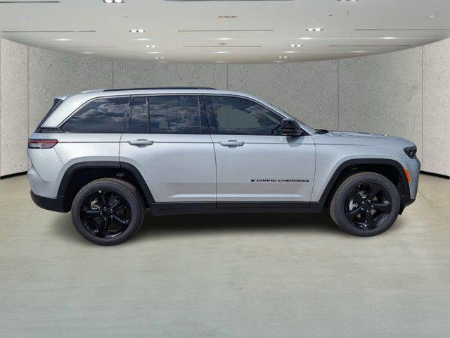 new 2026 Jeep Grand Cherokee car, priced at $42,265
