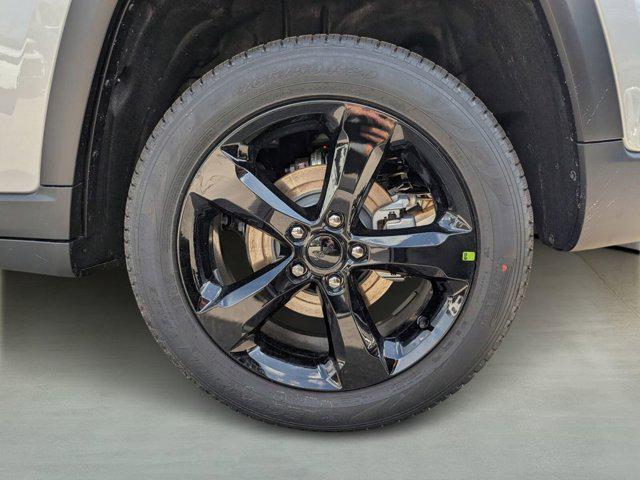 new 2026 Jeep Grand Cherokee car, priced at $42,265