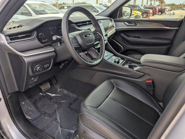 new 2026 Jeep Grand Cherokee car, priced at $42,265