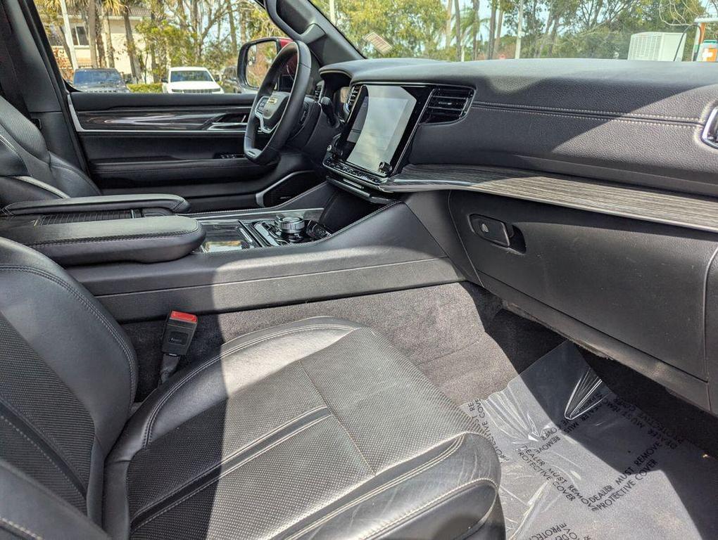 used 2022 Jeep Wagoneer car, priced at $33,184