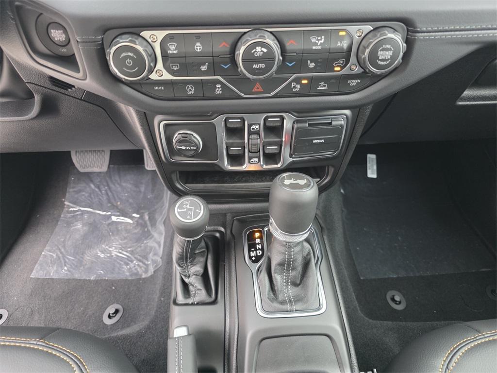 new 2026 Jeep Wrangler car, priced at $46,627