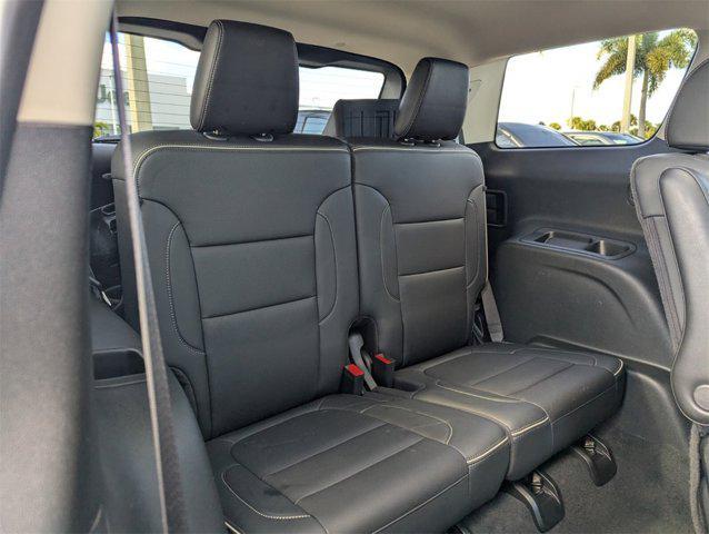 used 2023 GMC Acadia car, priced at $33,721