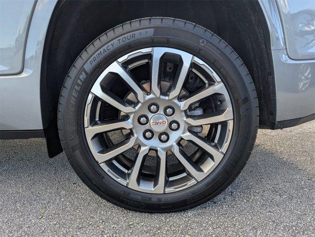 used 2023 GMC Acadia car, priced at $33,721