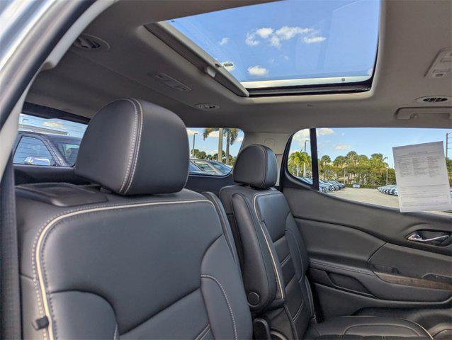 used 2023 GMC Acadia car, priced at $33,721