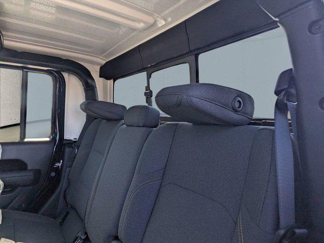 new 2026 Jeep Gladiator car, priced at $40,861