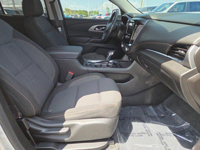 used 2021 Chevrolet Traverse car, priced at $18,991