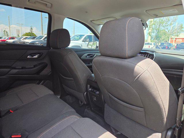 used 2021 Chevrolet Traverse car, priced at $18,991