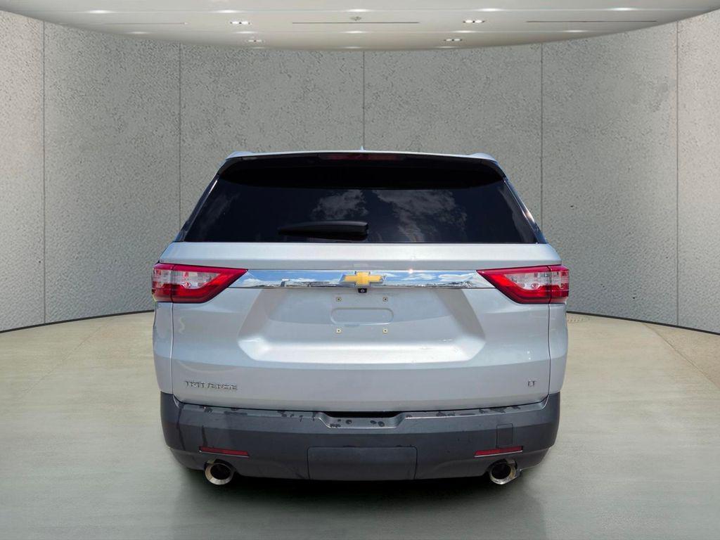 used 2021 Chevrolet Traverse car, priced at $21,077