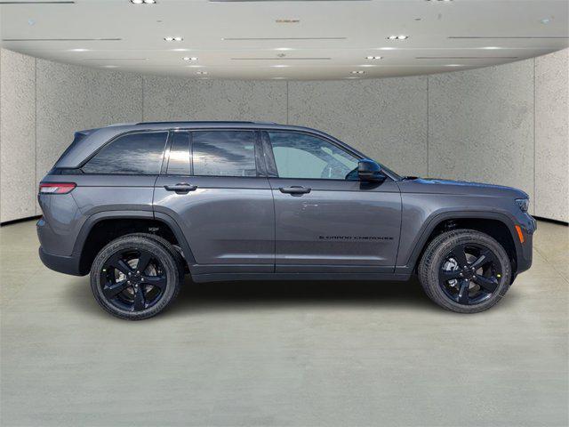 new 2025 Jeep Grand Cherokee car, priced at $37,149