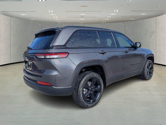 new 2025 Jeep Grand Cherokee car, priced at $36,149