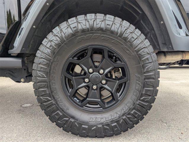 used 2022 Jeep Gladiator car, priced at $24,561
