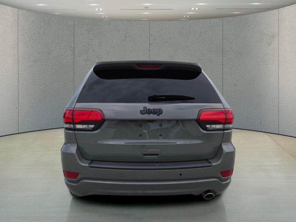 used 2022 Jeep Grand Cherokee car, priced at $25,927