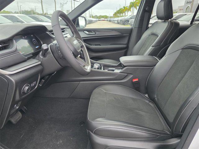 new 2025 Jeep Grand Cherokee car, priced at $36,637